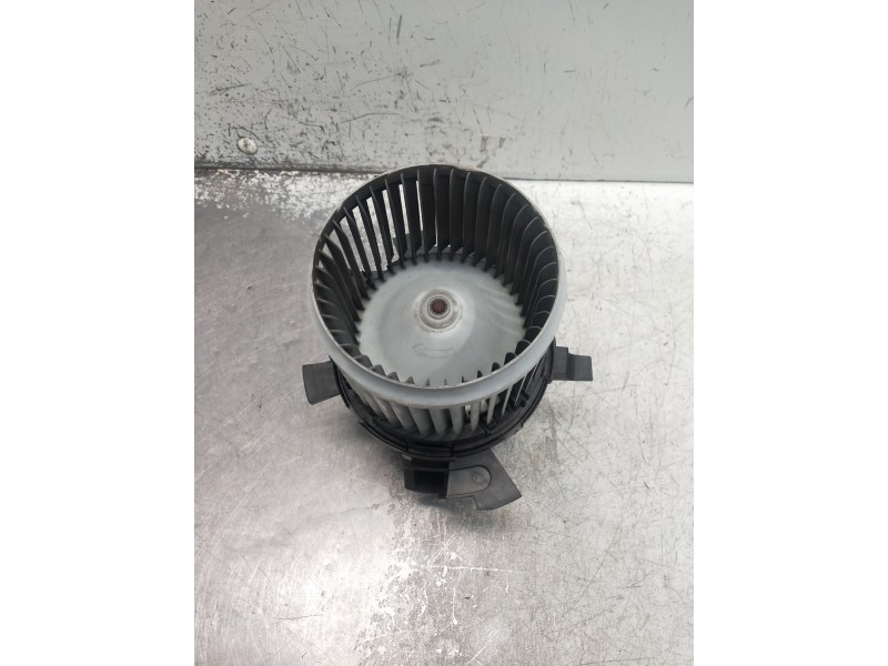 Recambio de motor calefaccion para citroen c-elysée referencia OEM IAM 5P4330000 1B1930100 