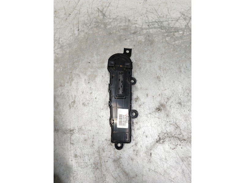 Recambio de mando multifuncion para hyundai kona n os referencia OEM IAM 93320I3150  