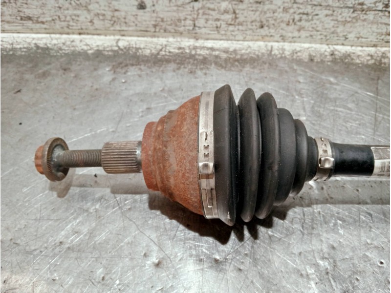 Recambio de transmision delantera izquierda para seat leon (1p1) referencia OEM IAM 1K0407271HM  