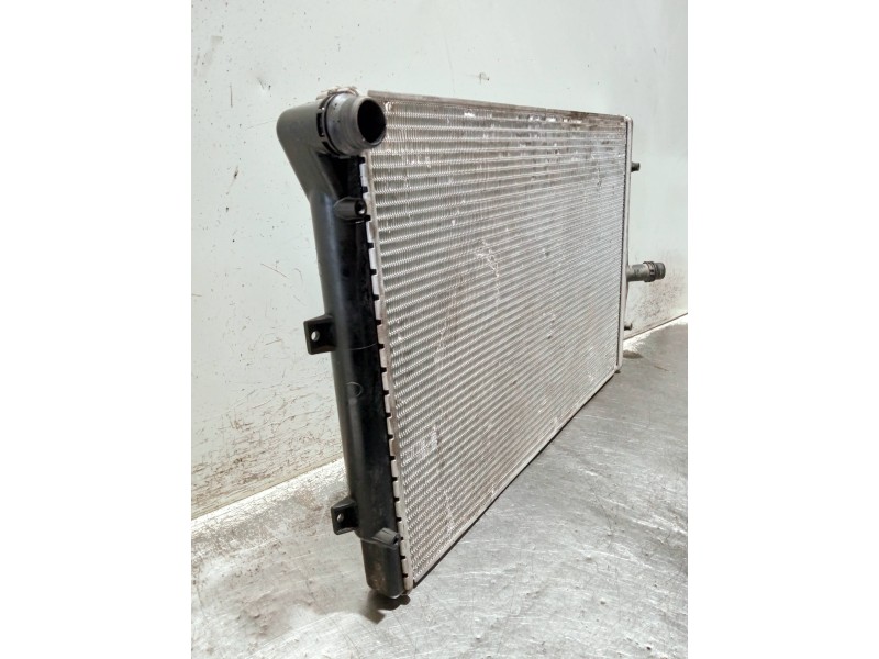 Recambio de radiador agua para seat leon (1p1) referencia OEM IAM 2002112 53425 