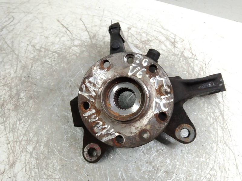 Recambio de mangueta delantera derecha para lancia kappa berlina 3.0 v6 24v cat referencia OEM IAM   