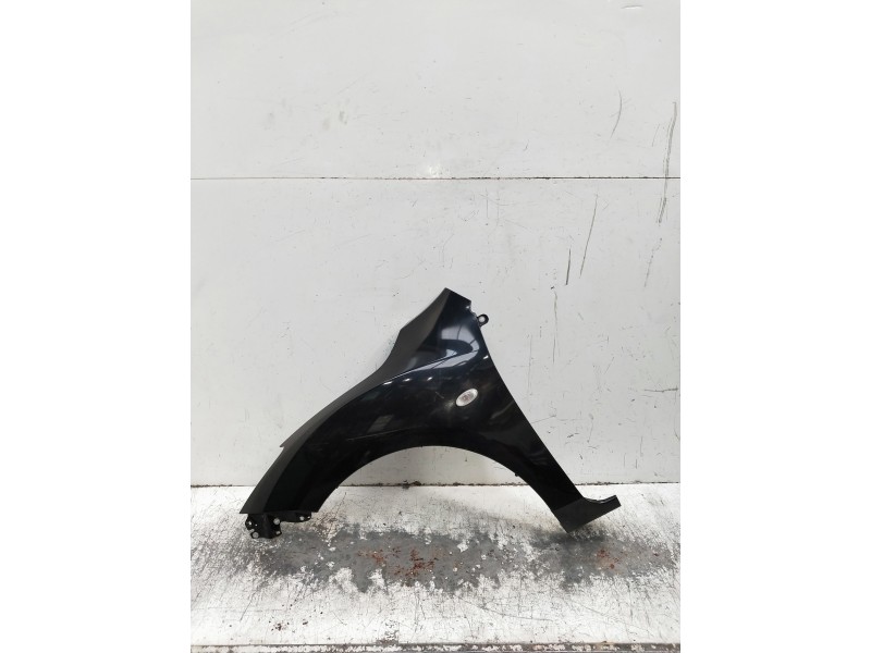 Recambio de aleta delantera izquierda para mazda 3 lim. (bl) referencia OEM IAM   