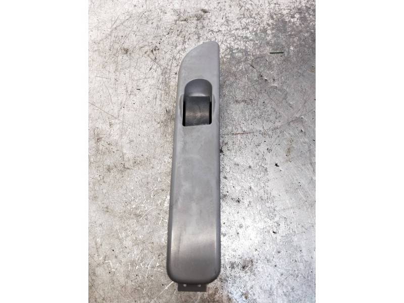 Recambio de mando elevalunas delantero derecho para mitsubishi canter 4.05  chasis 75 cabina individual (comfort) referencia OEM