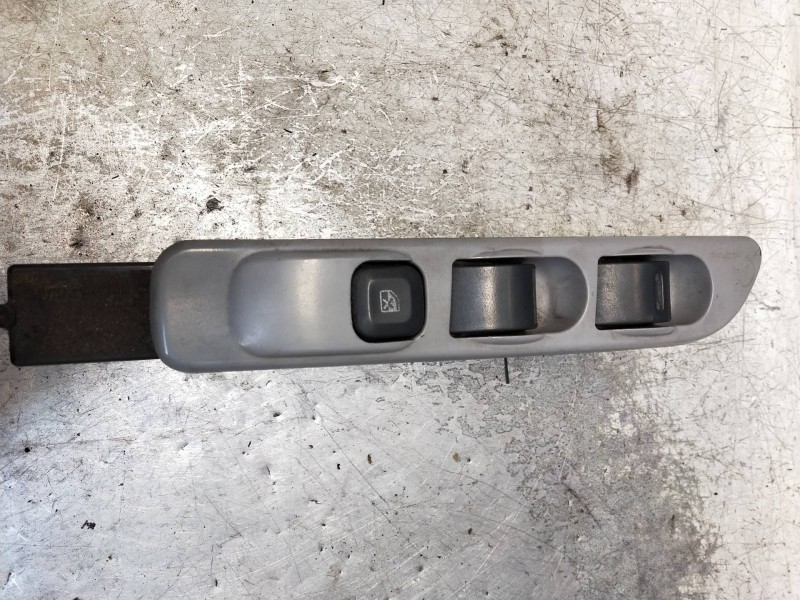 Recambio de mando elevalunas delantero izquierdo para mitsubishi canter 4.05  chasis 75 cabina individual (comfort) referencia O