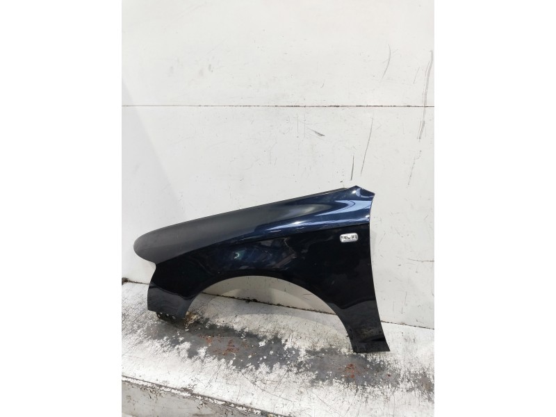 Recambio de aleta delantera izquierda para audi a6 avant (4f5) referencia OEM IAM   