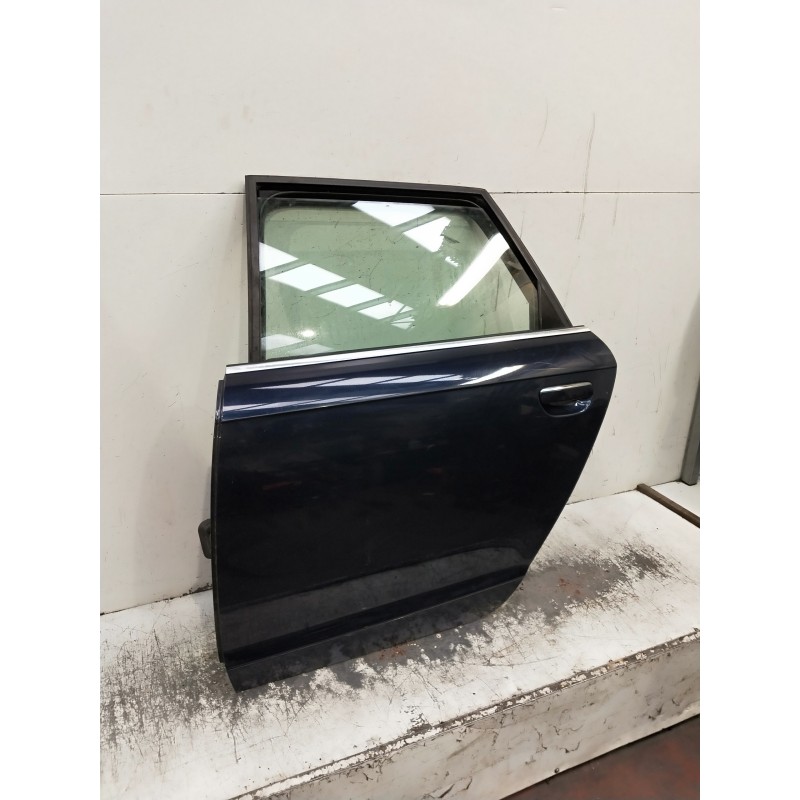 Recambio de puerta trasera izquierda para audi a6 avant (4f5) referencia OEM IAM   5P