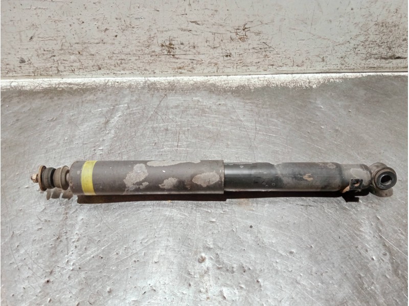 Recambio de amortiguador delantero derecho para mitsubishi canter 4.05  chasis 75 cabina individual (comfort) referencia OEM IAM