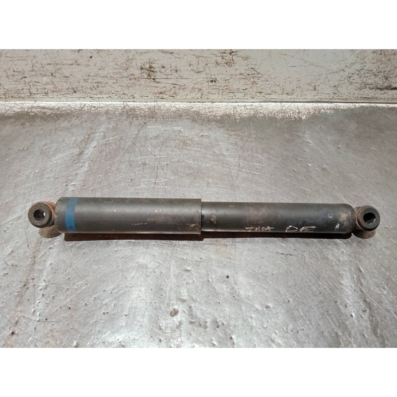 Recambio de amortiguador trasero derecho para mitsubishi canter 4.05  chasis 75 cabina individual (comfort) referencia OEM IAM M