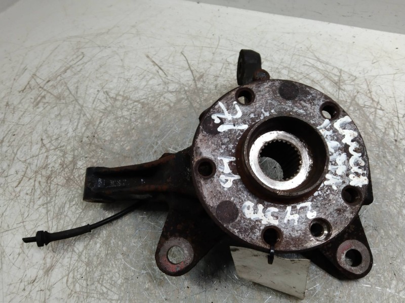 Recambio de mangueta delantera izquierda para lancia kappa berlina 2.4 turbodiesel referencia OEM IAM   