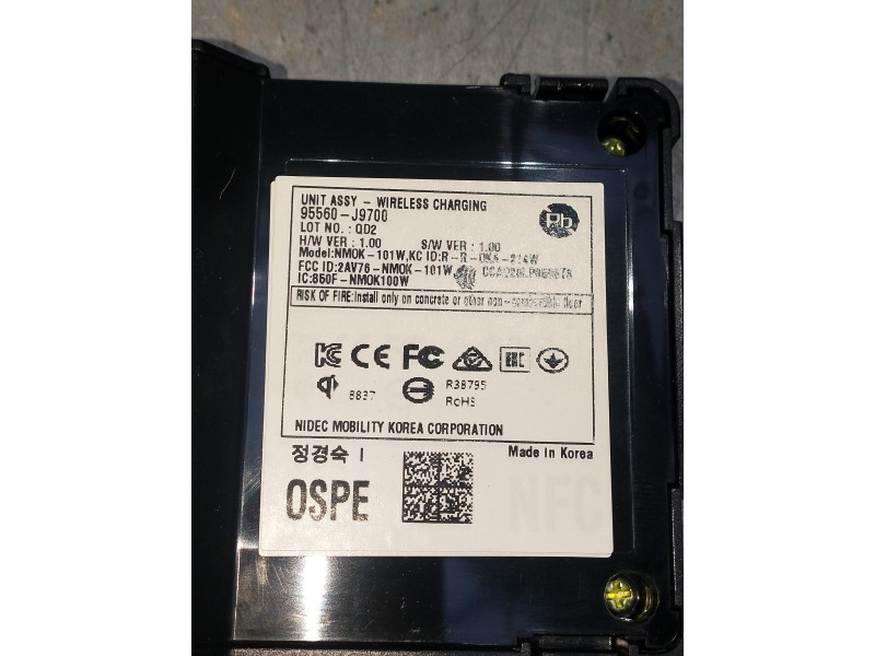 Recambio de modulo electronico para hyundai kona n os referencia OEM IAM 95560J9700  