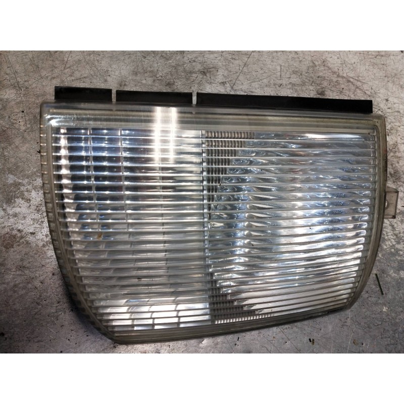 Recambio de piloto delantero izquierdo para mitsubishi canter 4.05  chasis 75 cabina individual (comfort) referencia OEM IAM 893