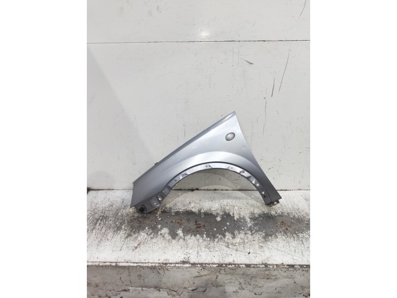 Recambio de aleta delantera izquierda para opel corsa c referencia OEM IAM   