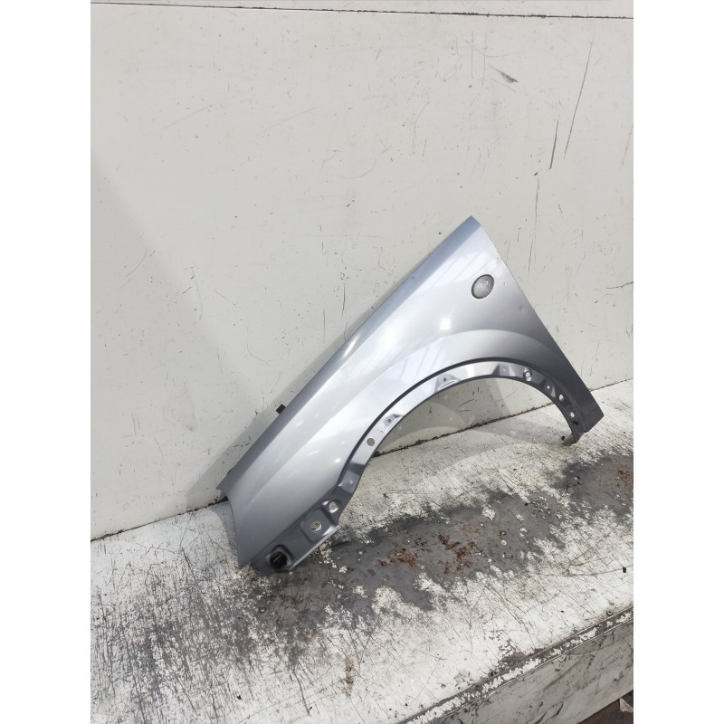 Recambio de aleta delantera izquierda para opel corsa c referencia OEM IAM   