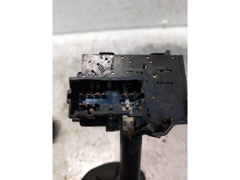 Recambio de mando luces para mitsubishi canter 4.05  chasis 75 cabina individual (comfort) referencia OEM IAM   