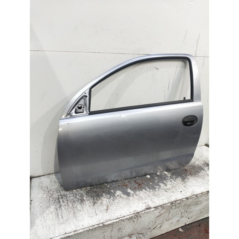 Recambio de puerta delantera izquierda para opel corsa c referencia OEM IAM   3P
