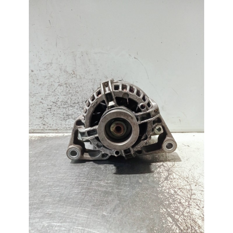 Recambio de alternador para opel corsa c referencia OEM IAM 24437119 0124225041 