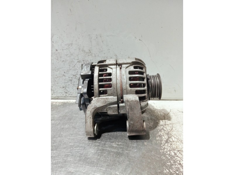 Recambio de alternador para opel corsa c referencia OEM IAM 24437119 0124225041 
