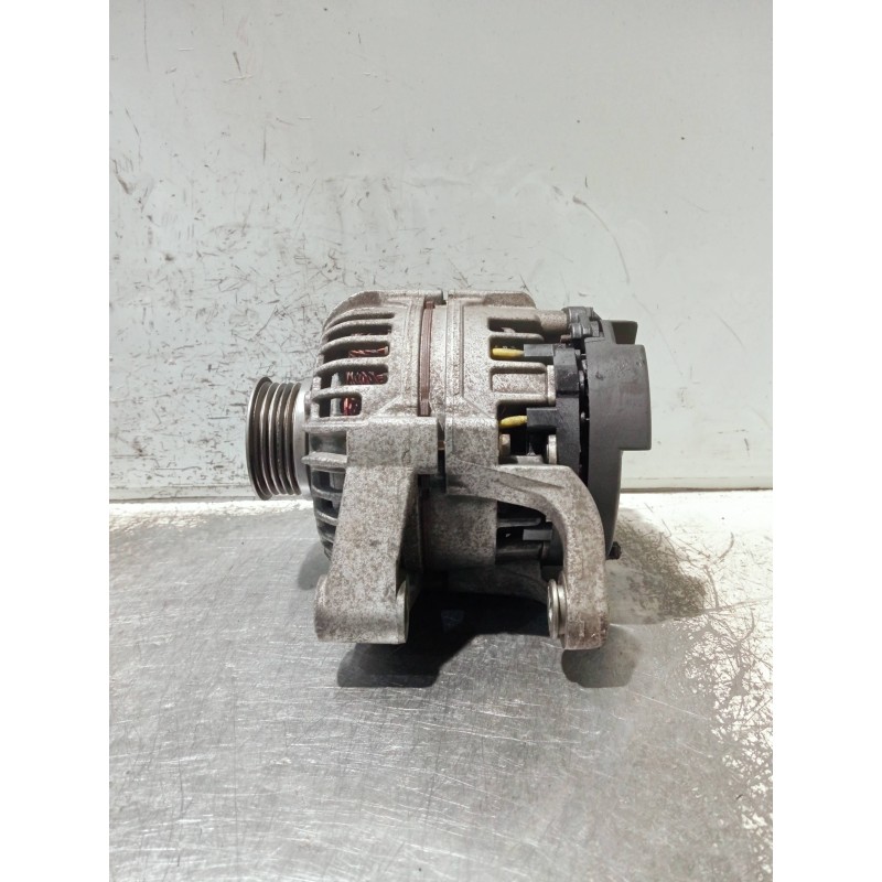 Recambio de alternador para opel corsa c referencia OEM IAM 24437119 0124225041 