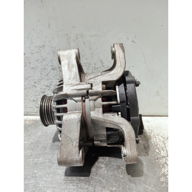 Recambio de alternador para opel corsa c referencia OEM IAM 24437119 0124225041 
