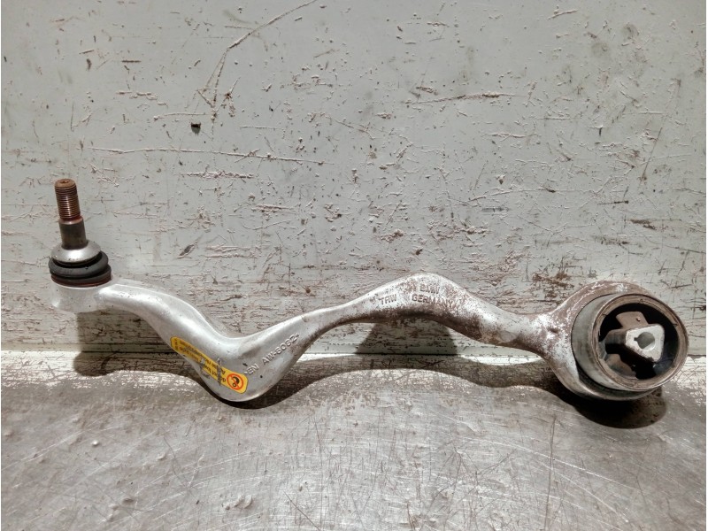 Recambio de brazo suspension inferior delantero izquierdo para bmw serie 3 berlina (e90) referencia OEM IAM 6765305  