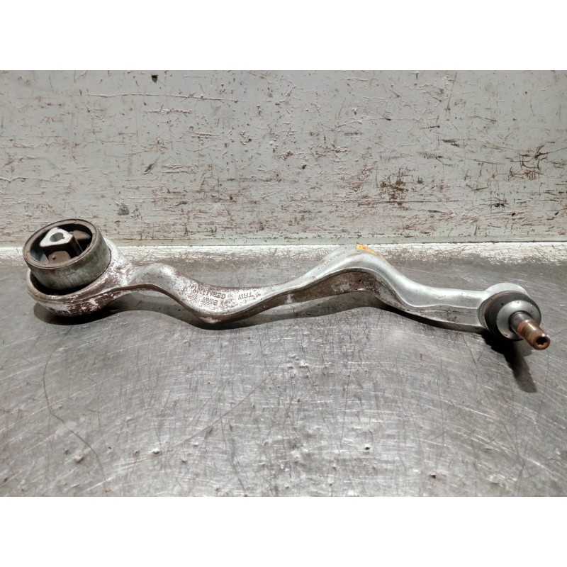 Recambio de brazo suspension inferior delantero izquierdo para bmw serie 3 berlina (e90) referencia OEM IAM 6765305  