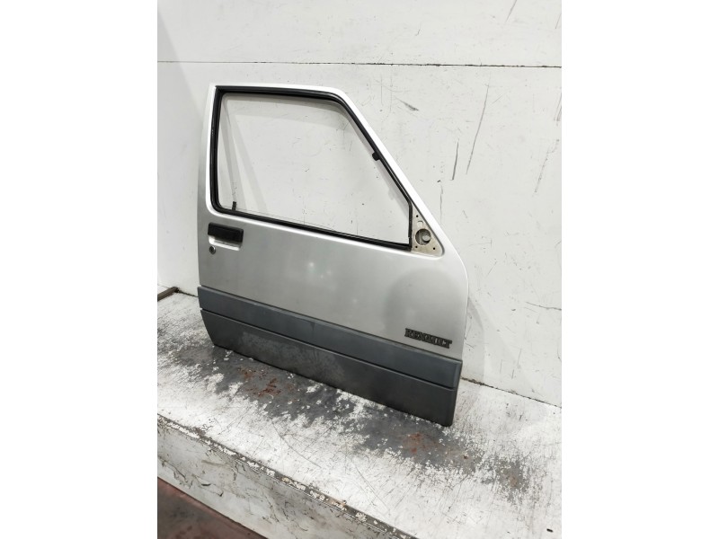 Recambio de puerta delantera derecha para renault 5 (b/c40) 1.2 referencia OEM IAM   5P