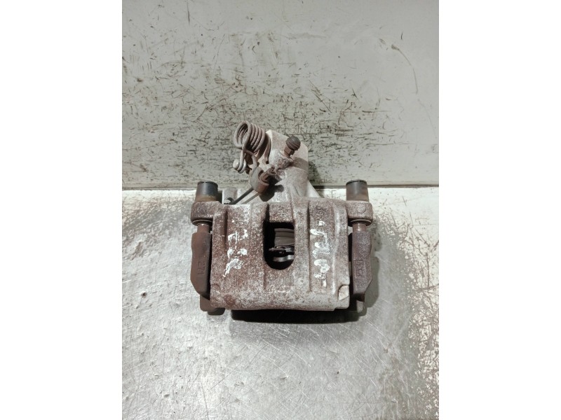 Recambio de pinza freno trasera izquierda para ford focus turn. referencia OEM IAM A426X  