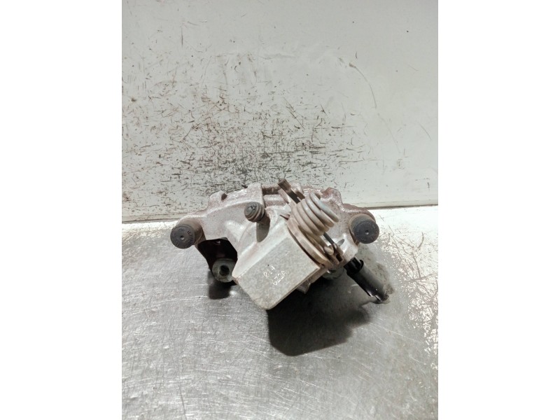 Recambio de pinza freno trasera izquierda para ford focus turn. referencia OEM IAM A426X  