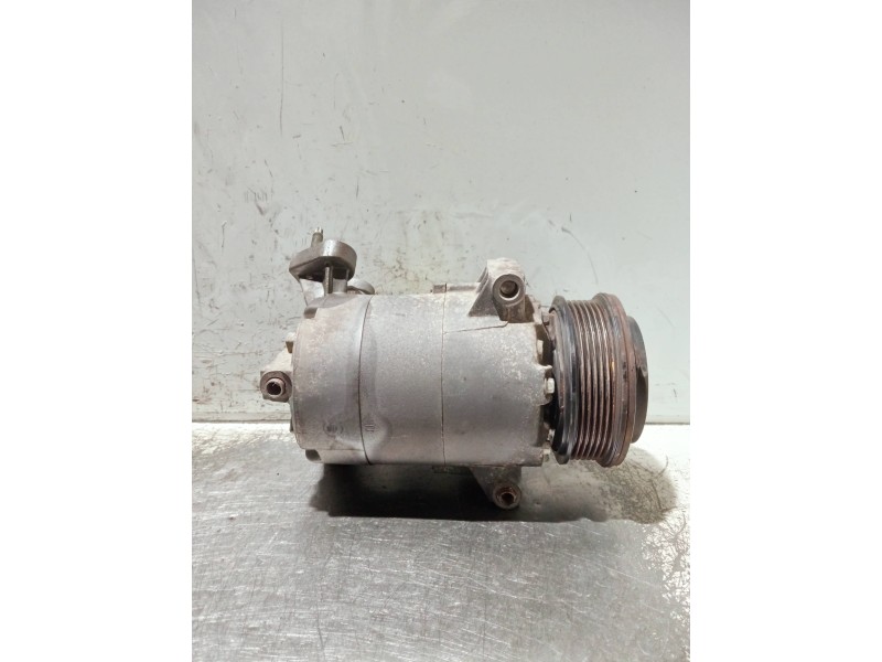 Recambio de compresor aire acondicionado para ford focus turn. referencia OEM IAM DV6119D629FE  