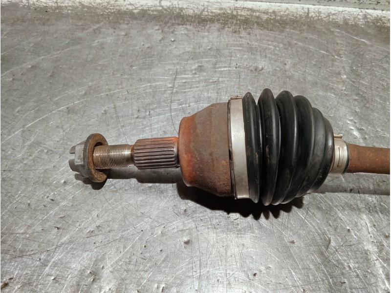 Recambio de transmision delantera izquierda para ford focus turn. referencia OEM IAM BV613B437TB  