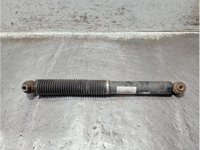 Recambio de amortiguador trasero derecho para ford focus turn. referencia OEM IAM BV6118080LBA EC006201 