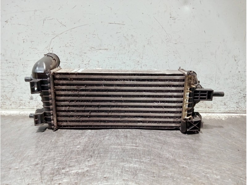 Recambio de intercooler para ford focus turn. referencia OEM IAM CV619L440VC X1436002 