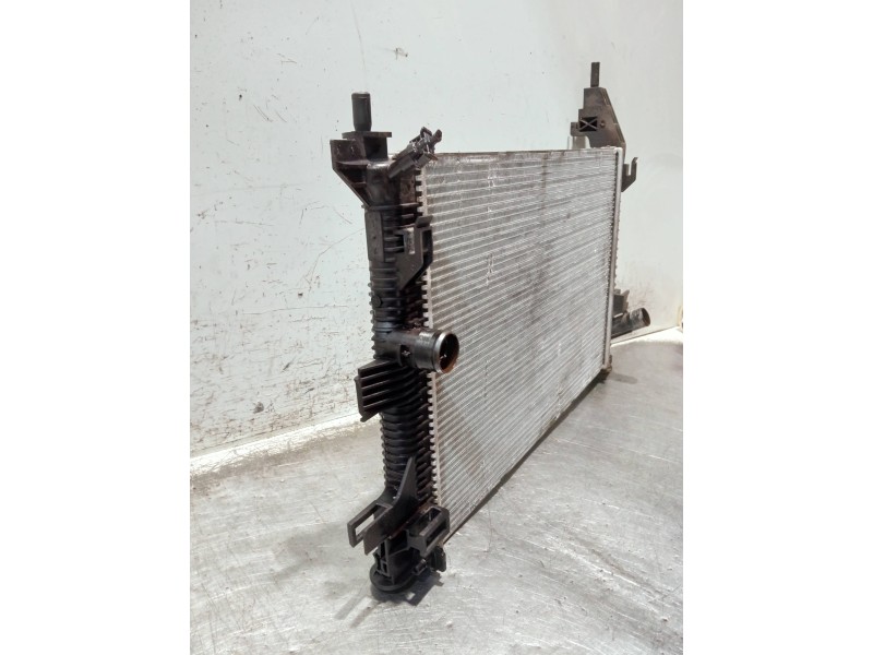 Recambio de radiador agua para ford focus turn. referencia OEM IAM CV618005VC T913931A 