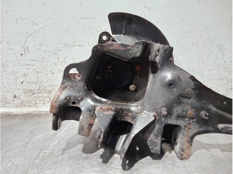 Recambio de mangueta trasera izquierda para ford focus turn. referencia OEM IAM   