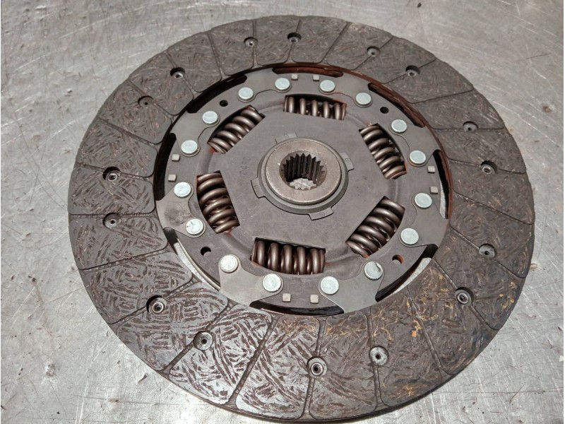 Recambio de kit embrague para ford focus turn. referencia OEM IAM 07L36940Y0 6366000017 