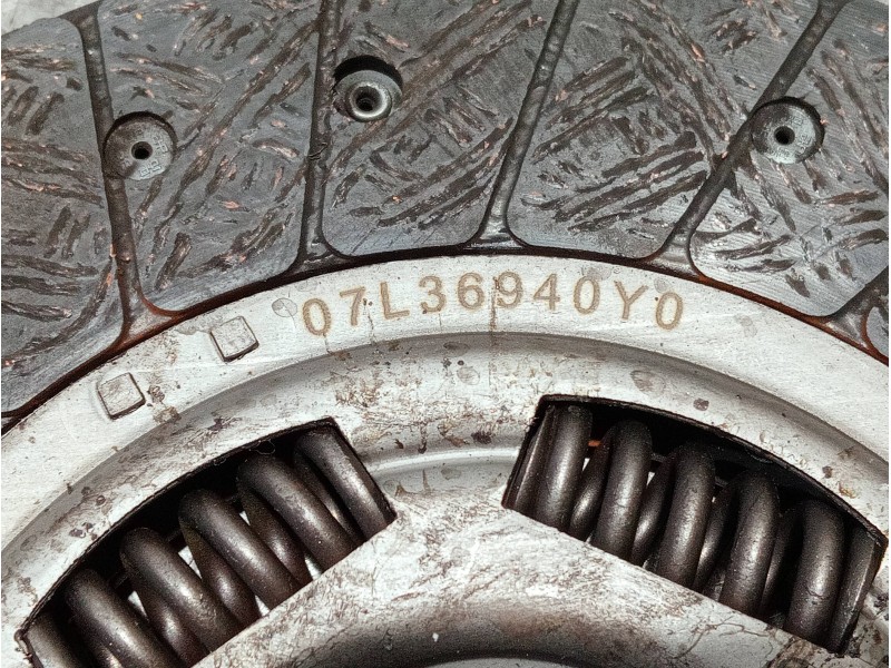 Recambio de kit embrague para ford focus turn. referencia OEM IAM 07L36940Y0 6366000017 