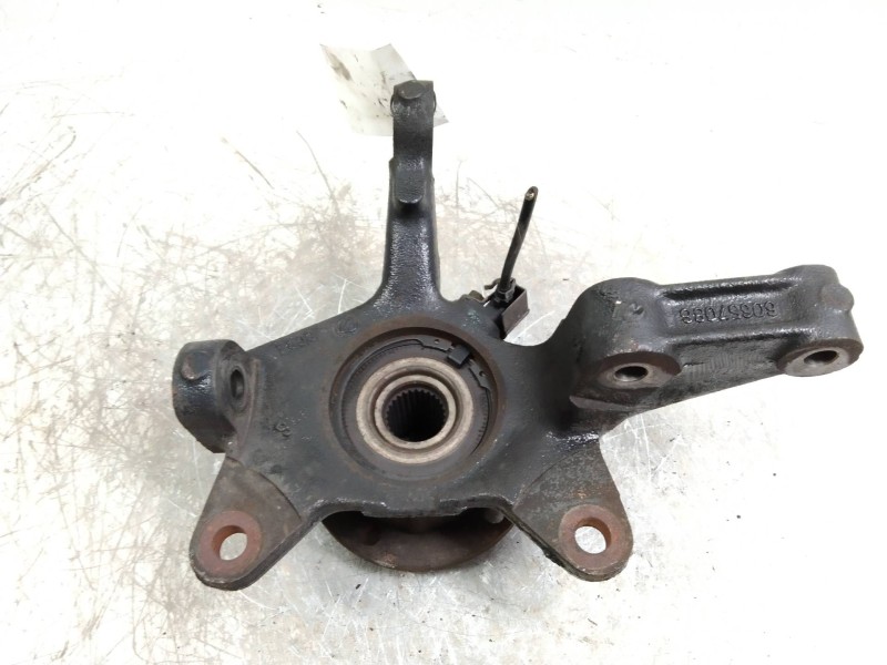 Recambio de mangueta delantera izquierda para lancia kappa coupe 3.0 v6 24v cat referencia OEM IAM   