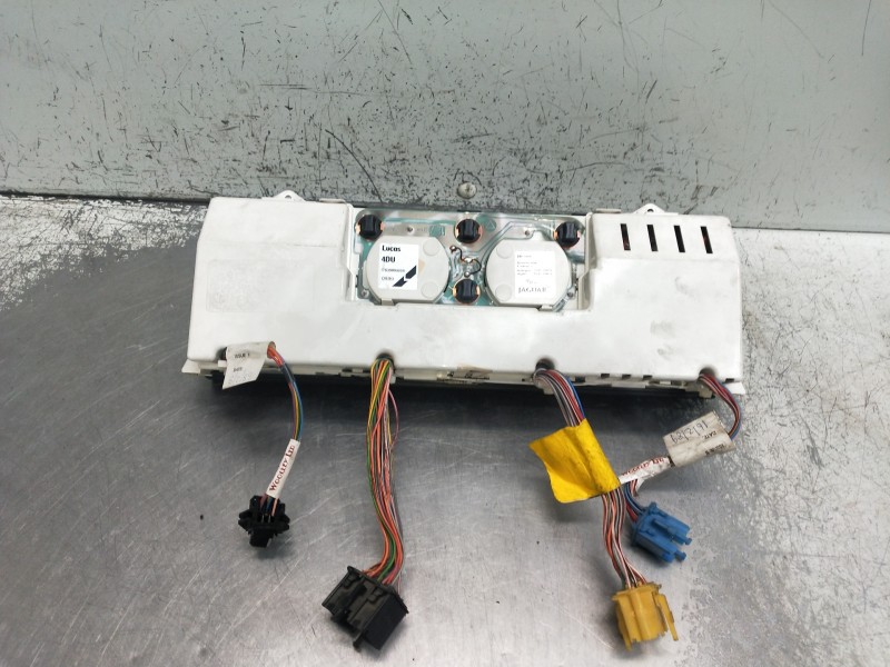 Recambio de cuadro instrumentos para jaguar xj6/12 referencia OEM IAM 53988003B  