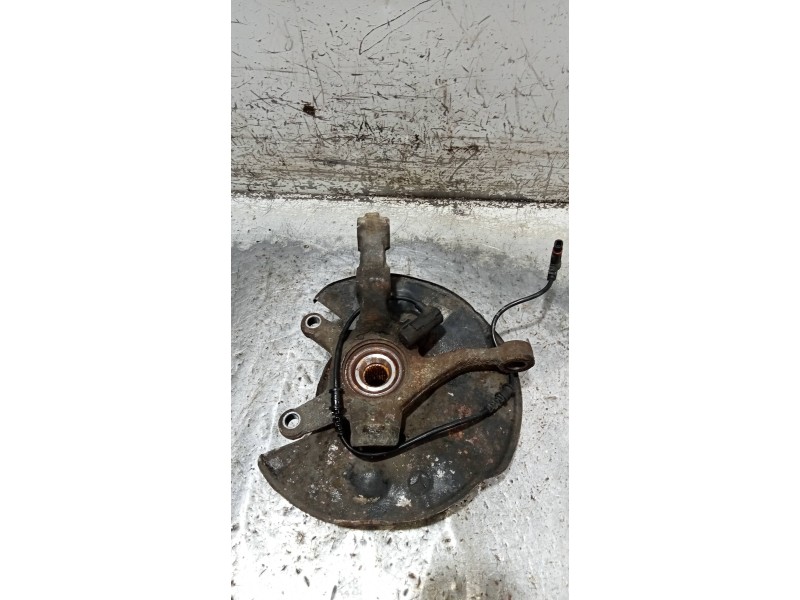 Recambio de mangueta delantera izquierda para mercedes vaneo (w414) furgoneta compacta 1.6 cat referencia OEM IAM   