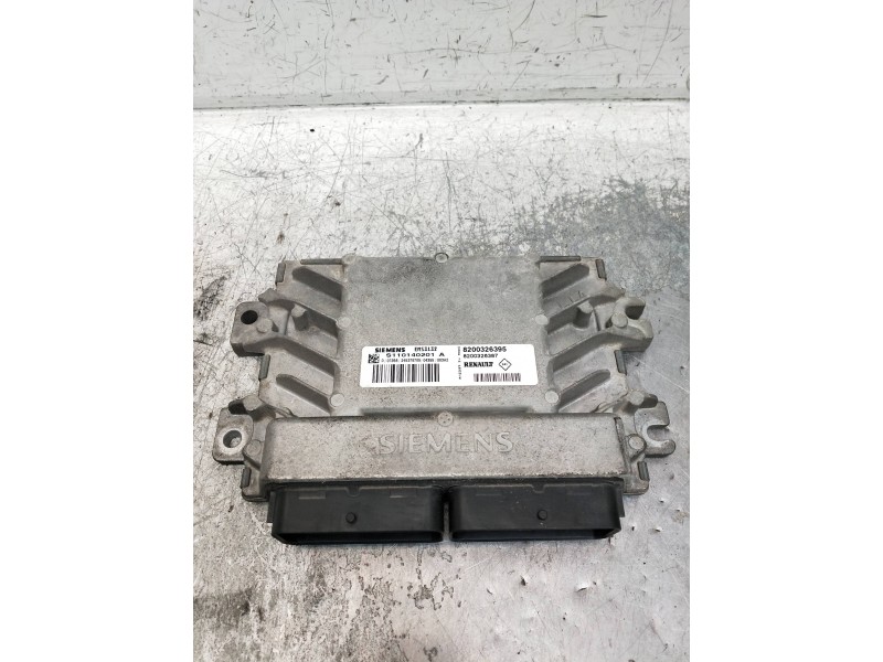 Recambio de centralita motor uce para renault clio ii fase ii (b/cb0) referencia OEM IAM 8200326395 8200326387 S110140201A