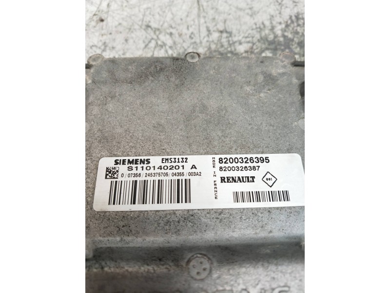 Recambio de centralita motor uce para renault clio ii fase ii (b/cb0) referencia OEM IAM 8200326395 8200326387 S110140201A