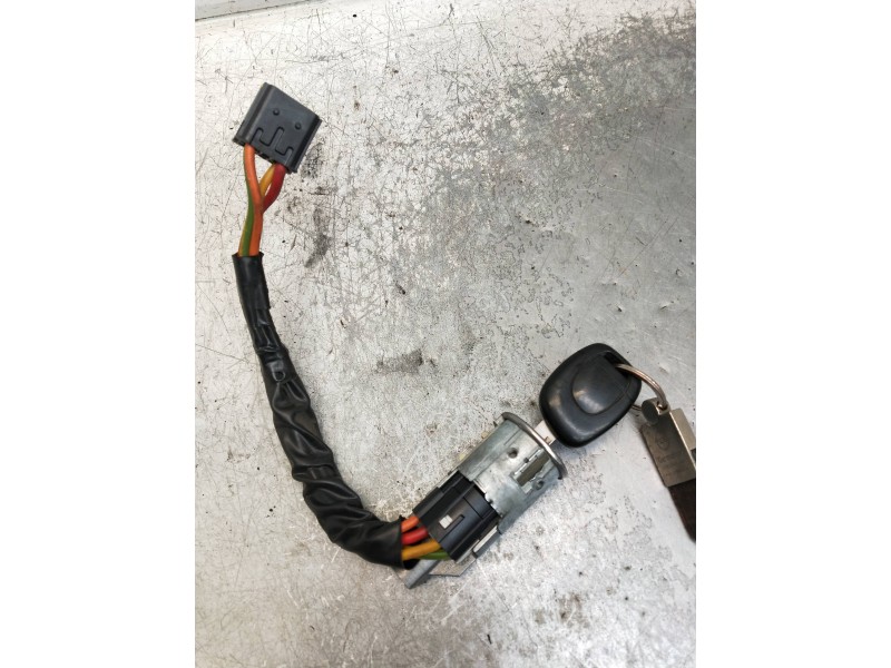 Recambio de conmutador de arranque para renault clio ii fase ii (b/cb0) referencia OEM IAM   