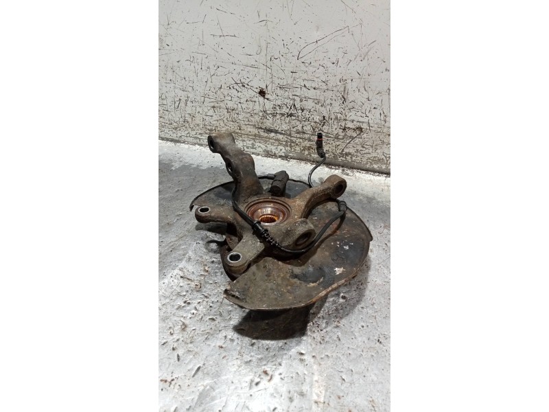 Recambio de mangueta delantera izquierda para mercedes vaneo (w414) furgoneta compacta 1.6 cat referencia OEM IAM   
