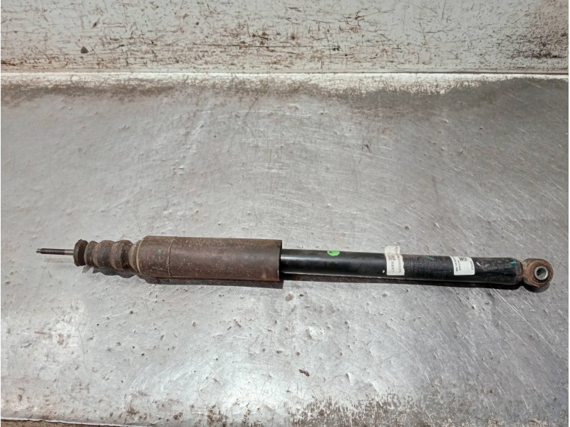 Recambio de amortiguador trasero derecho para dacia spring referencia OEM IAM 562103041R  