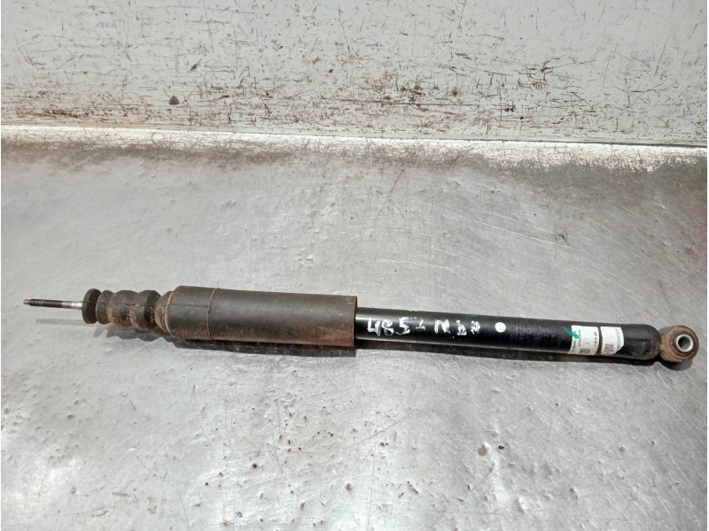 Recambio de amortiguador trasero izquierdo para dacia spring referencia OEM IAM 562103041R  