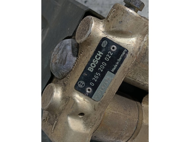 Recambio de abs para jaguar xj6/12 referencia OEM IAM 0265200022  