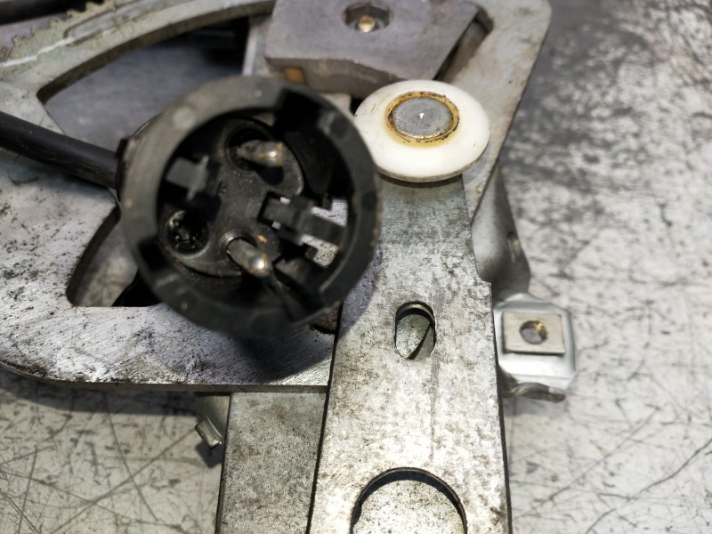 Recambio de elevalunas trasero izquierdo para jaguar xj6/12 referencia OEM IAM 680186143000  5P