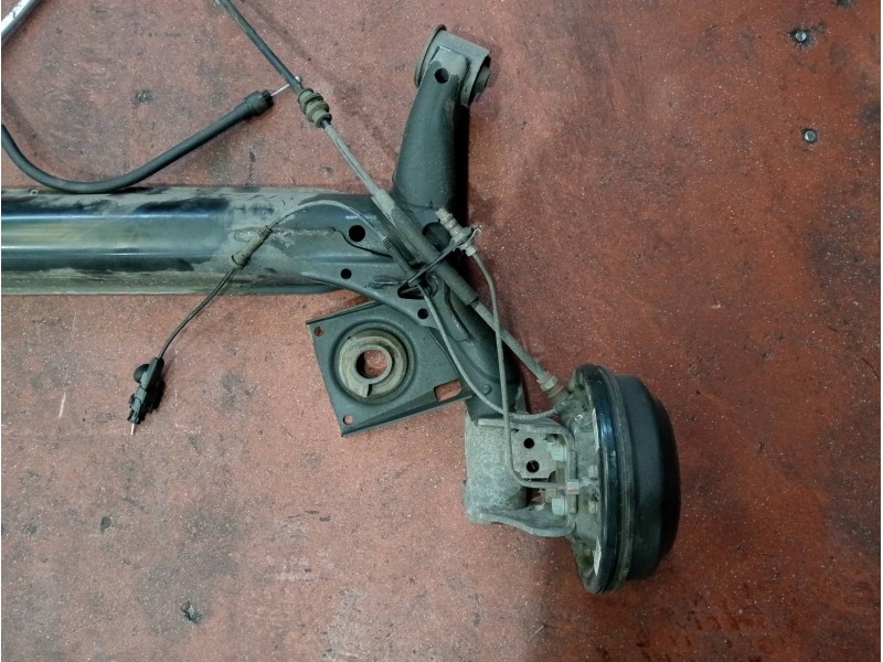 Recambio de puente trasero para dacia spring referencia OEM IAM 432020150RT 555111208RT TAMBOR / ABS