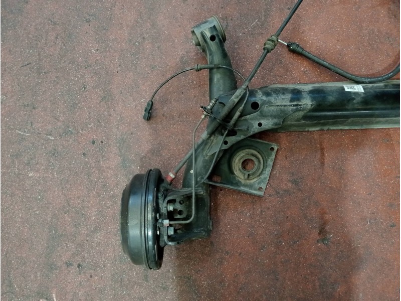 Recambio de puente trasero para dacia spring referencia OEM IAM 432020150RT 555111208RT TAMBOR / ABS