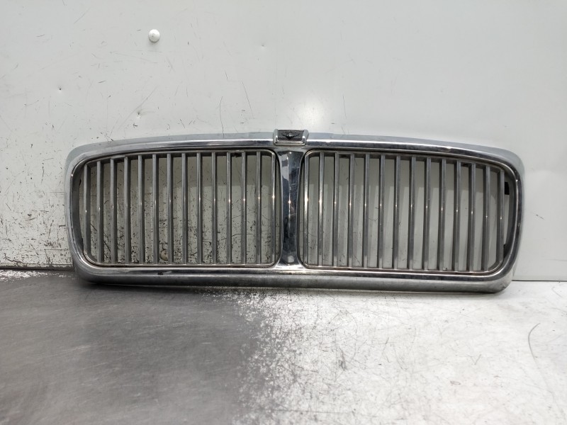 Recambio de rejilla delantera para jaguar xj6/12 referencia OEM IAM   
